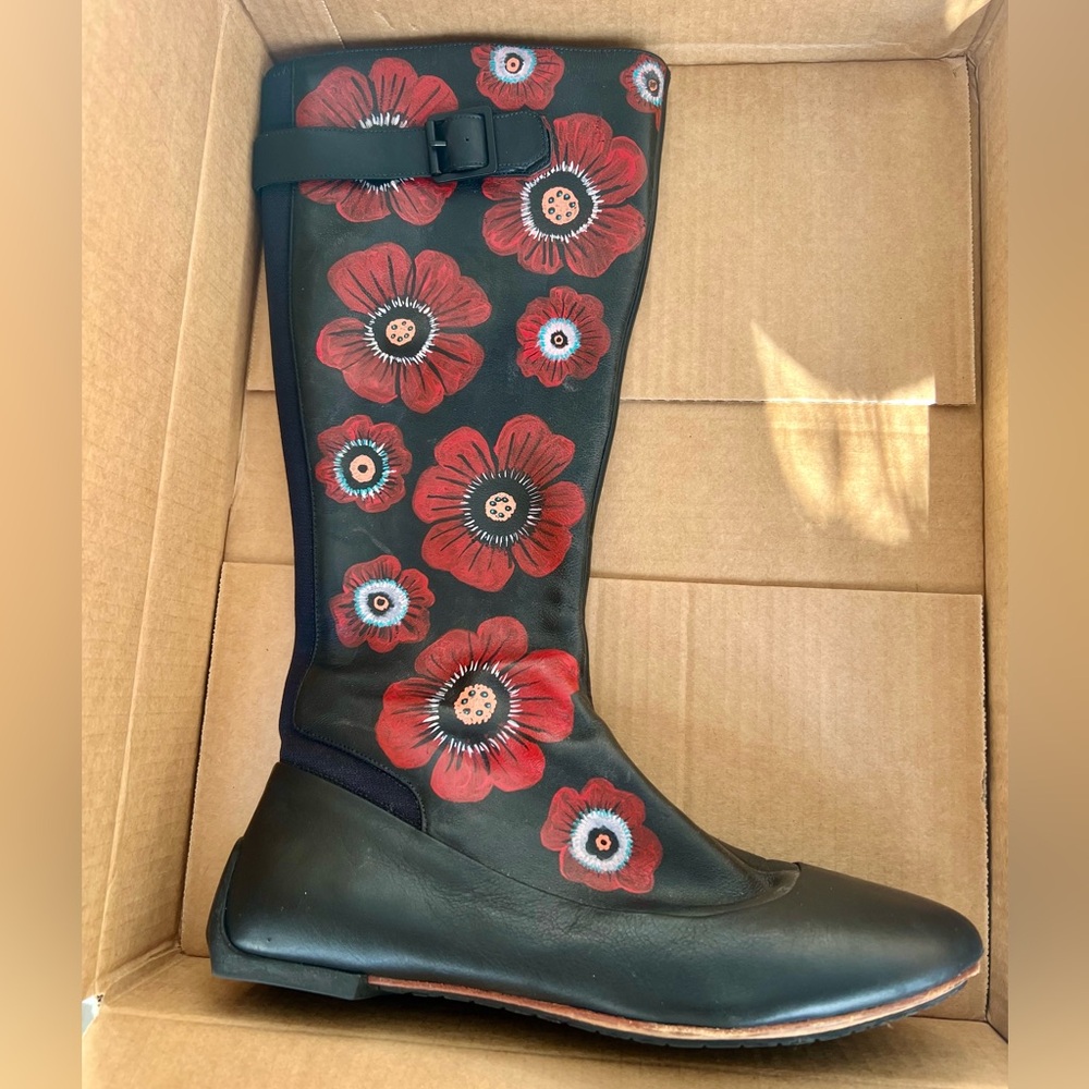 Tsubo leather flower boots